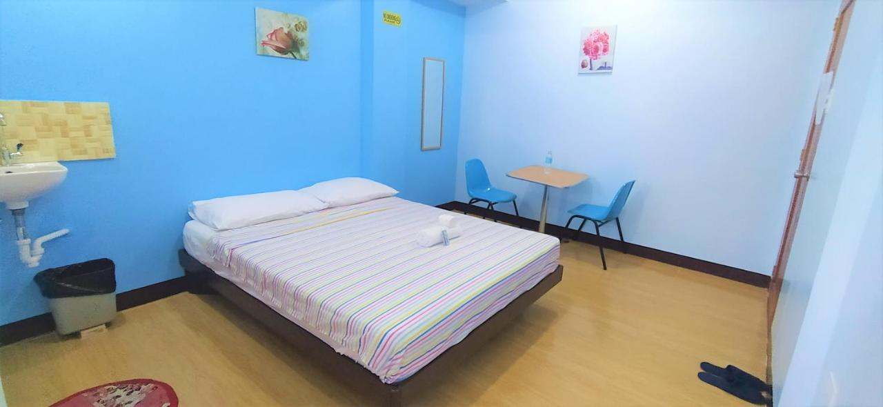 Jb Valdres Apartment Манила Екстериор снимка