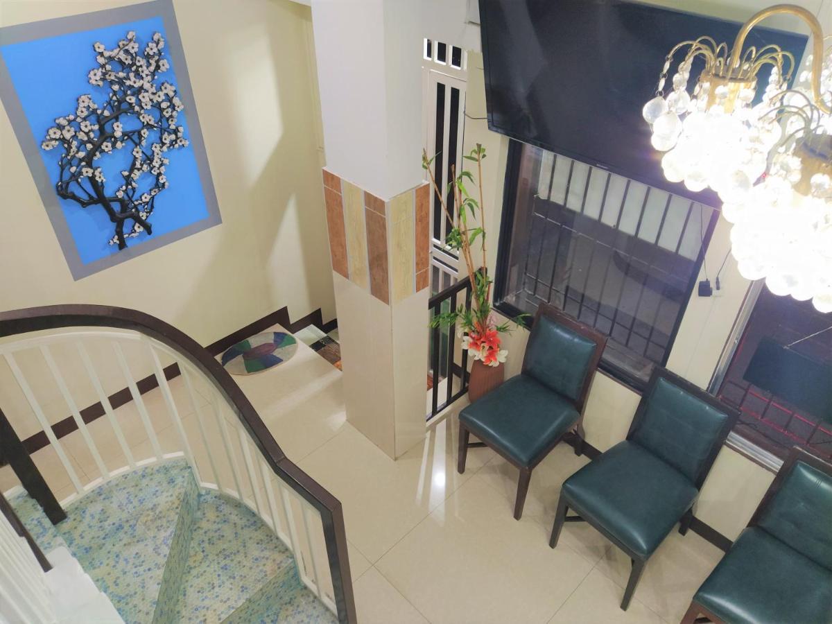 Jb Valdres Apartment Манила Екстериор снимка