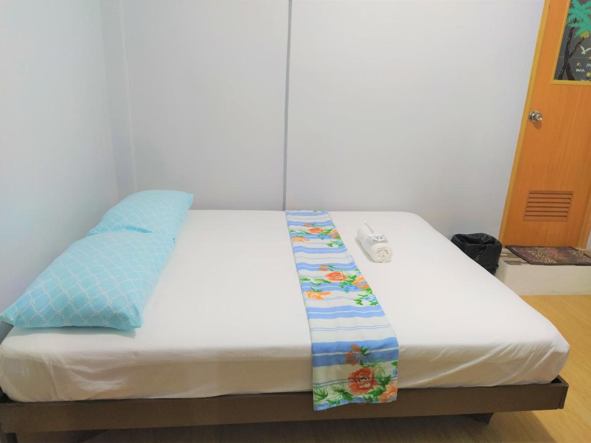 Jb Valdres Apartment Манила Екстериор снимка