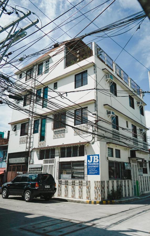 Jb Valdres Apartment Манила Екстериор снимка
