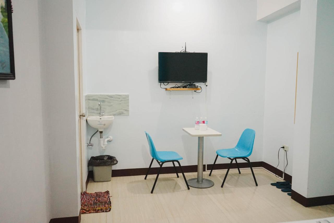 Jb Valdres Apartment Манила Екстериор снимка